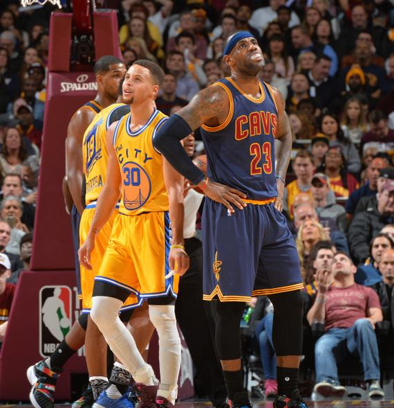 也给其他球 也给其他球